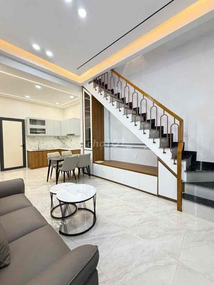 NHÀ ĐẸP GẦN NGÃ 4 Bốn XÃ DT CHUẨN 4x12 CHỈ 4 Tỷ - Ảnh 3