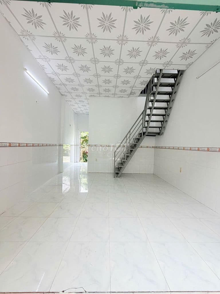 Chính Chủ Cần Bán Gấp Căn Nhà Trong KDC Đông 42m2 Full THổ Cư 695TR - Ảnh 2