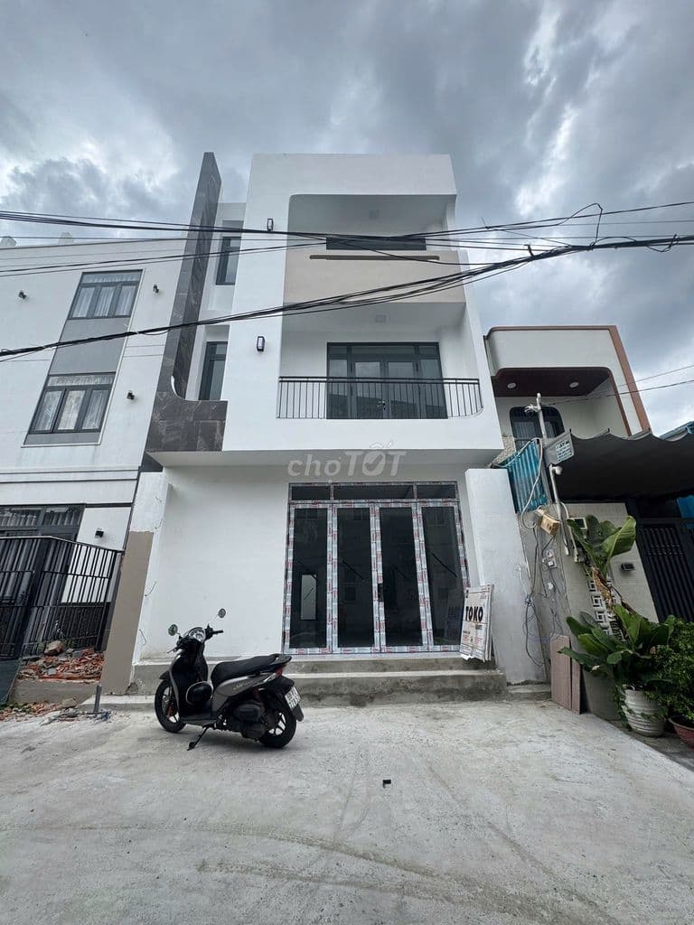 BIỆT THỰ MINI MỚI XÂY 6X16 - 3 TẦNG - 9 TỶ - HXH VÀO TẬN NHÀ - Ảnh 2