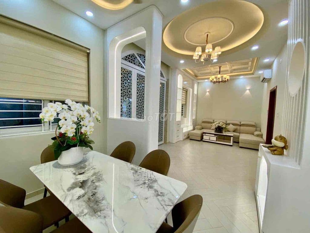 BÁN NHÀ FULL NỘI THẤT ĐƯỜNG HUỲNH TẤN PHÁT- P TÂN THUẬN- QUẬN 7 - Ảnh 2
