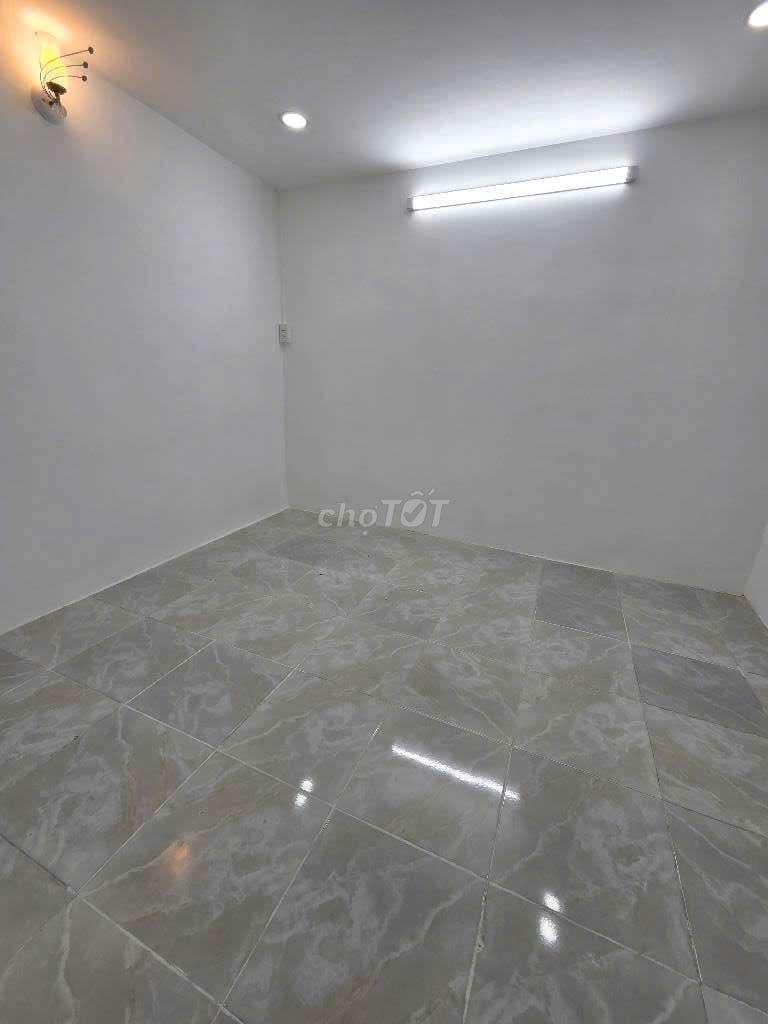 Nhỉnh 3 tỷ có nhà hẻm thông Phạm Văn Hai, gần chợ 2PN - Ảnh 2