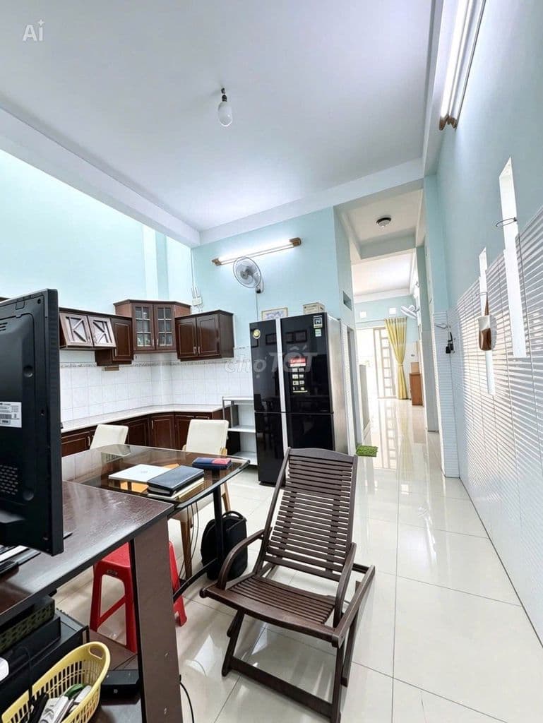 Bán gấp nhà 1 trệt 1 lầu kiên cố ở Đặng Thùy Trâm giá 2ty490