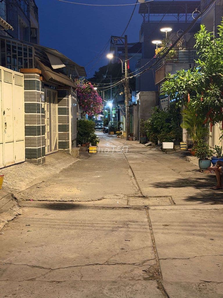 BÁN ĐẤT HẺM XE TẢI KHU TÂN HÒA ĐÔNG - TỈNH LỘ 10 - DT 4x20