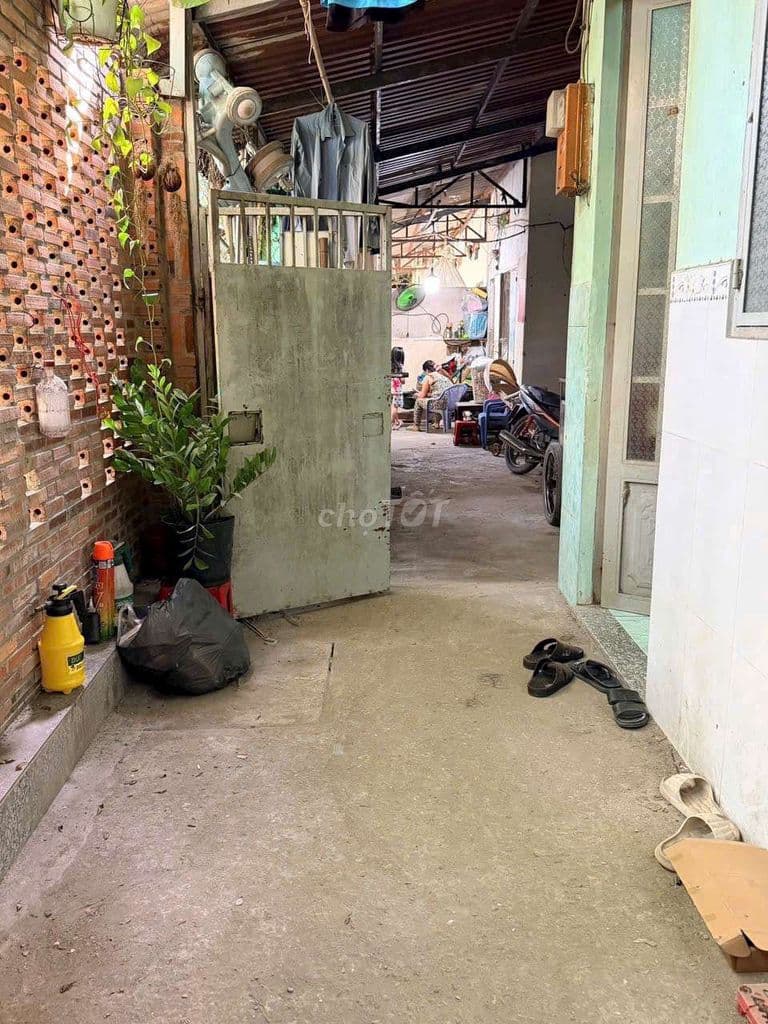 nhà SỔ HỒNG RIÊNG Đường Thạnh Xuân 13 Giá 1ty8