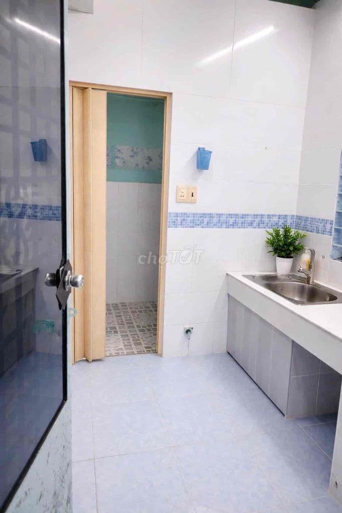 NHÀ BÁN SÁT HẺM XE HƠI GẦN CHỢ THỦ ĐỨC - Ảnh 3