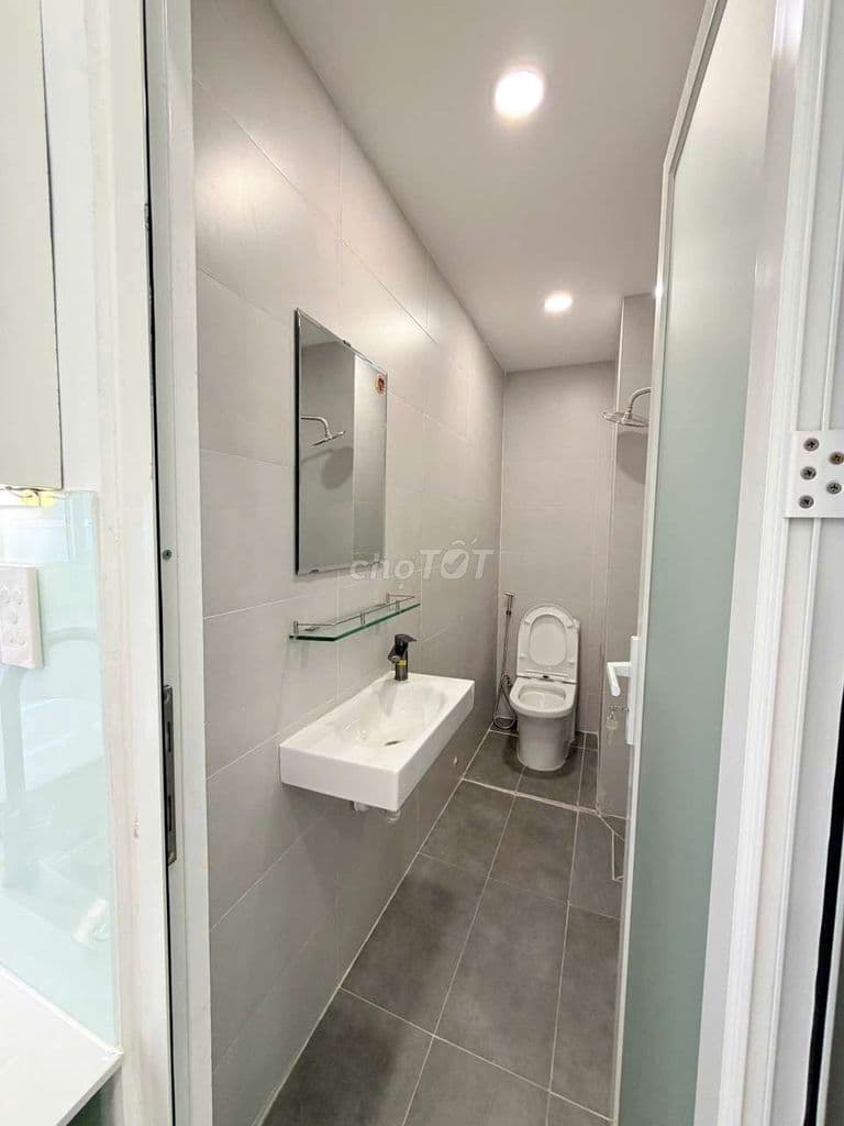 PENTHOUSE-LÔ GÓC(6,5×9)-THANG MÁY-2PN-2WC-HỒNG BÀNG Q11 - Ảnh 2