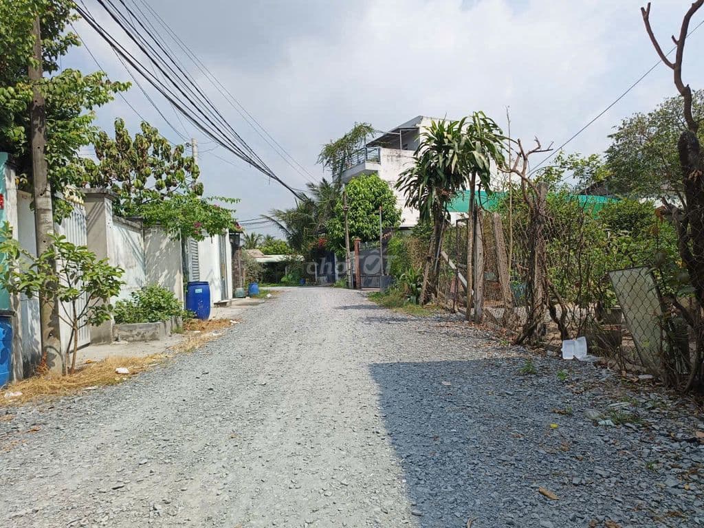 CHỈ 4.5 TỶ - SỞ HỮU 478M2 ĐẤT THỔ CƯ + DÃY TRỌ 13 P ĐANG THU NHẬP 14TR - Ảnh 3