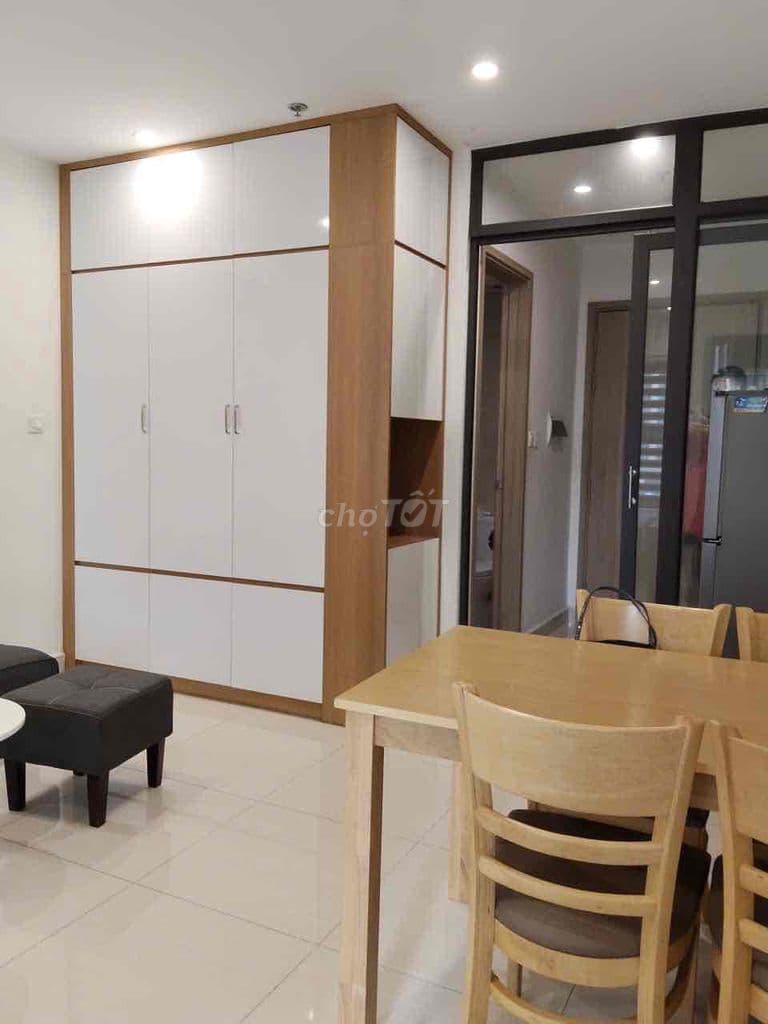 Bán rẻ căn Studio Vinhomes Ocean Park Gia Lâm 31m2 đủ nội thất