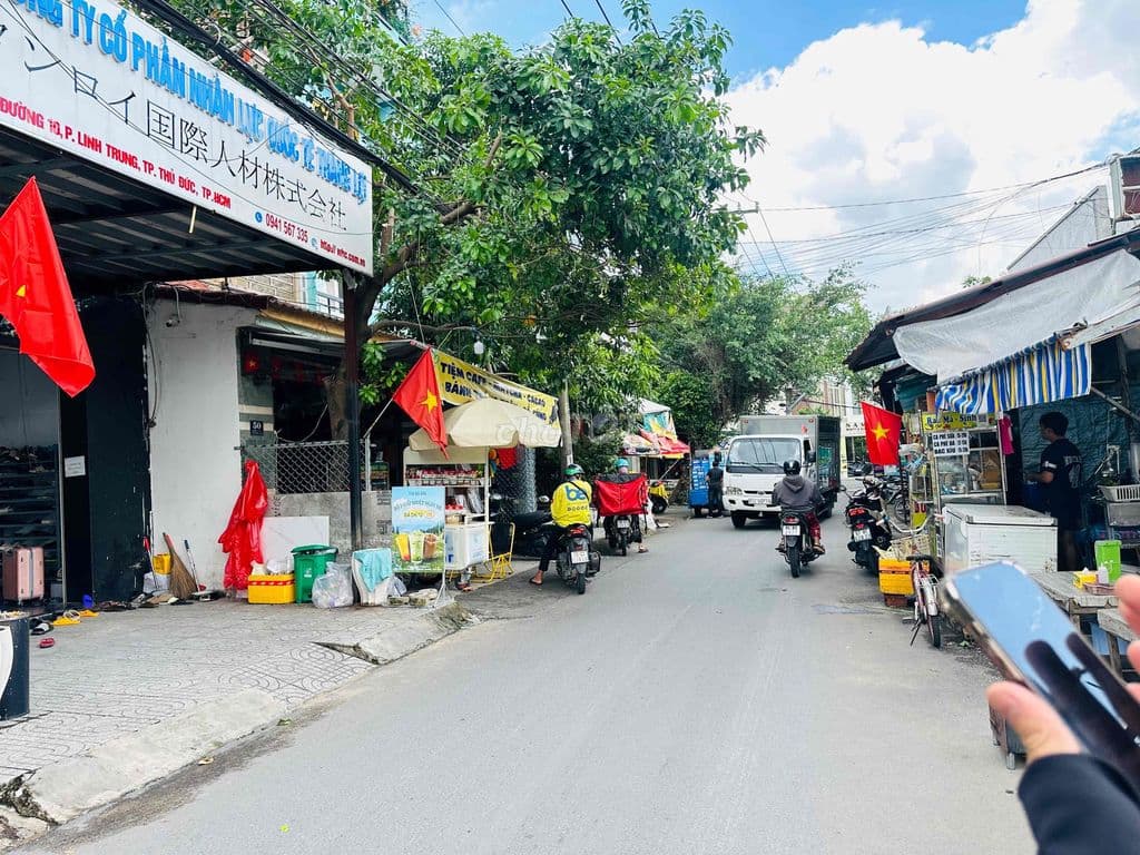 Mặt tiền Kinh Doanh 80m2 ngang 5m chỉ 8 Tỷ nhỉnh đường 12m KĐ đa ngành