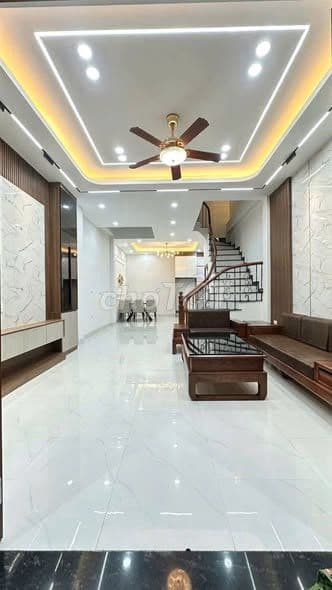 bán nhà 6 tầng Cầu Hữu Hòa đẹp chỉ 5,5 tỷ