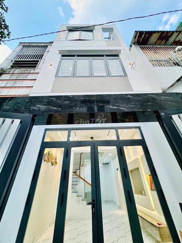 SIÊU PHẨM ĐIỆN ẢNH - Gò Vấp Mới cứng 42m2 - 3 tầng - 5,8 tỷ - Ảnh 2