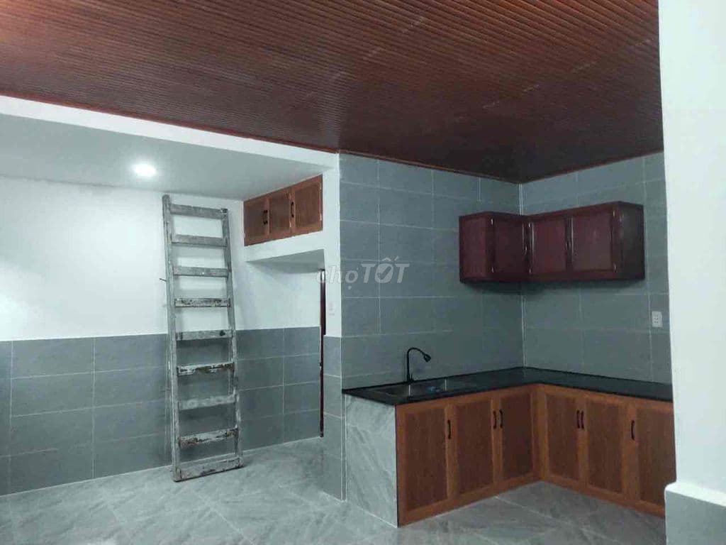 5x16 hem Nguyen Anh Thu - Ảnh 3