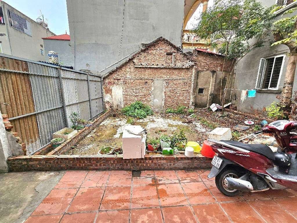 50m2 ĐẤT VUÔNG VẮN CHƯA TỚI 140tr/m2