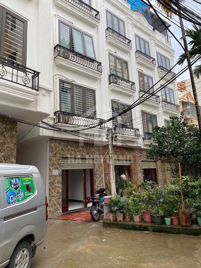 NHà 4 TầG 35m2, 5 P.Ngủ, Lô Góc ôtô đỗ cửa, Khu Vân CanH. Giá 6.95TỶ
