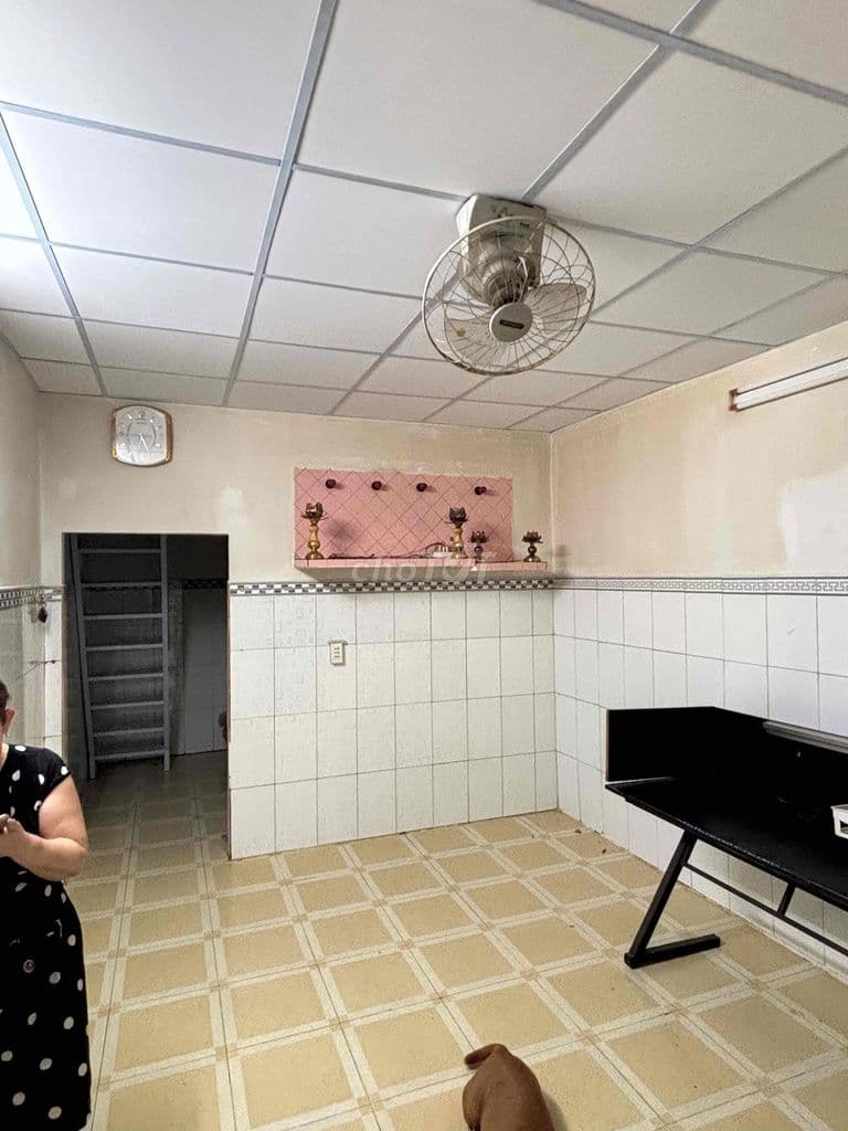 Chính chủ cần bán căn chung cư ở lầu 1 - Ảnh 3