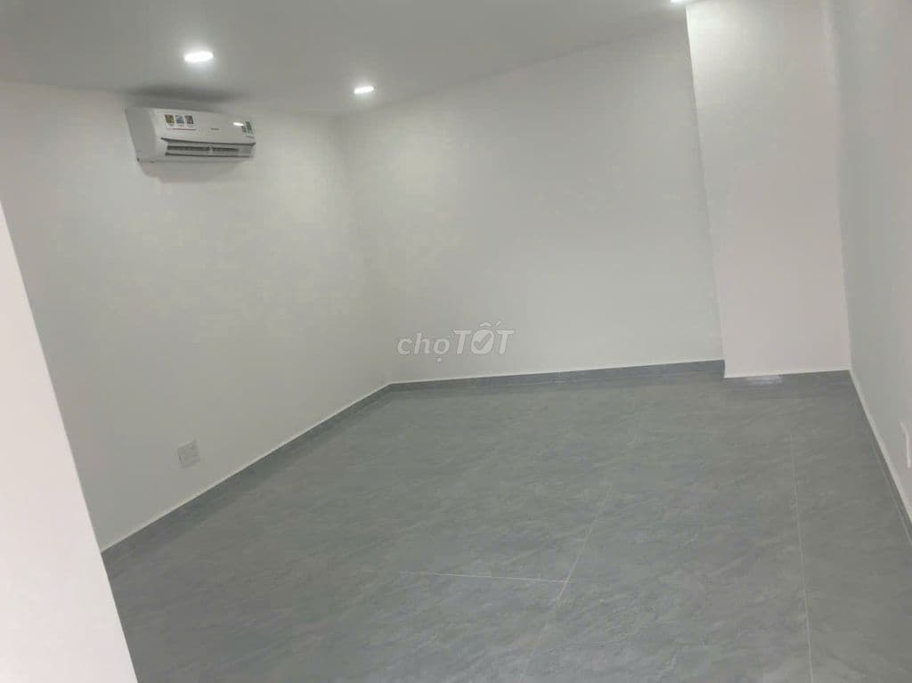 Cho thuê căn hộ cao cấp Duplex Bảy Hiền Tower, giá 30tr/th, 240m², 4PN - Ảnh 3