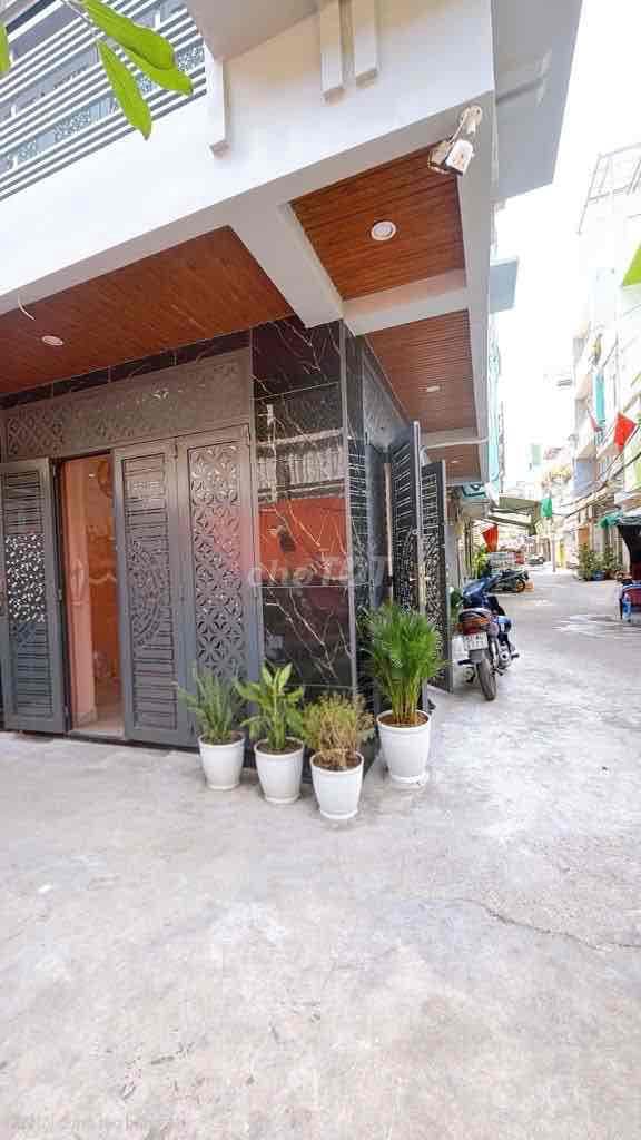 NHÀ MỚI 100% Q4 KHU DÂN CƯ HIỆN HỮU KHÔNG GIẢI TỎA MT ĐƯỜNG SỐ Q4