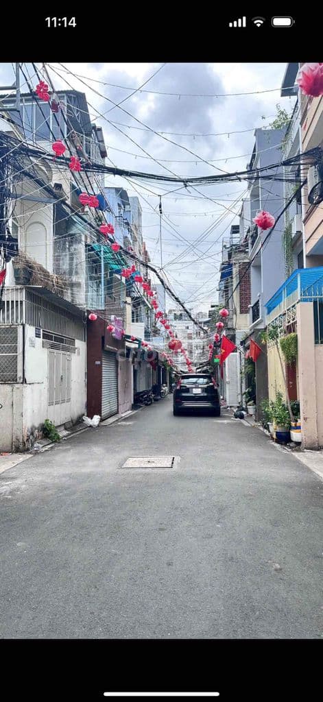 Nhà mặt hẻm xe hơi thoáng sát đường P13 Phú Nhuận