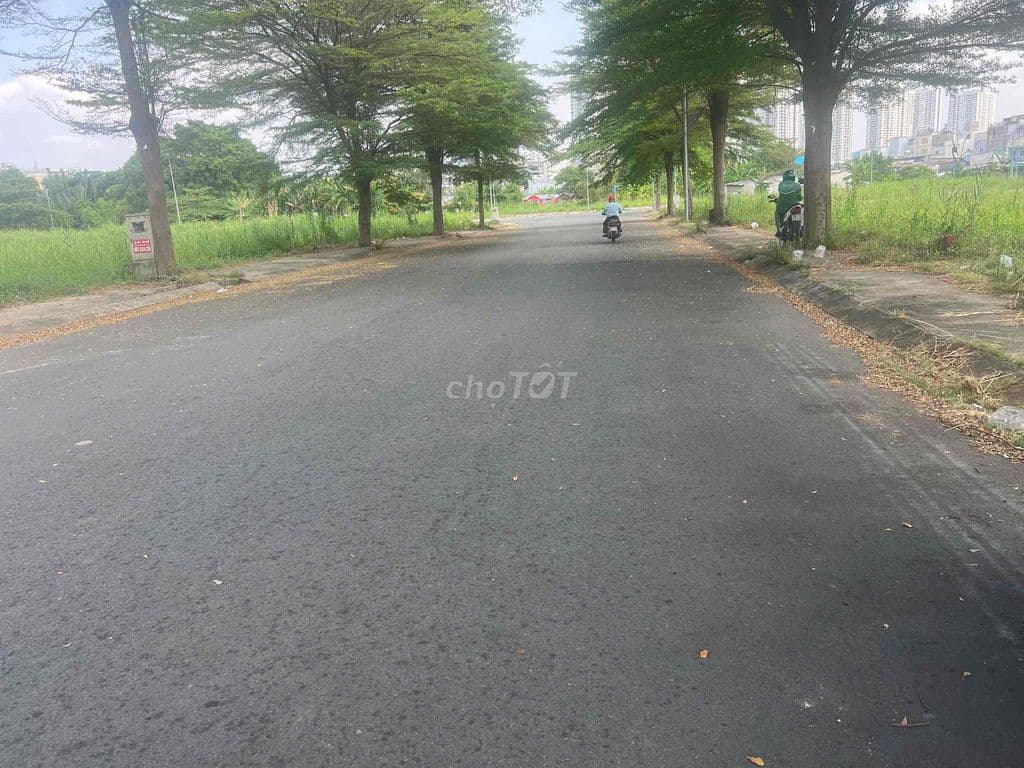 Bán nhà phố khu SADECO ven sông, o Tân Hưng,Q7 - Ảnh 3