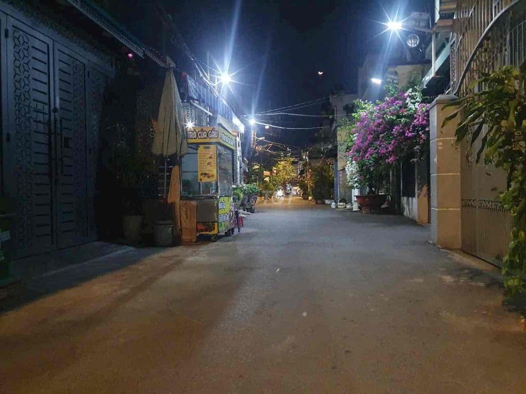 NHÀ ĐẸP HẺM XE TẢI - QUANG TRUNG - 4X20M - 3 TẦNG KIÊN CỐ - CHỈ 7.85