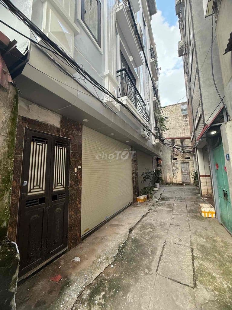 292 kim giang - oto ngủ trong nhà
