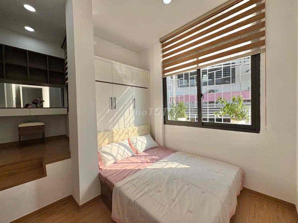 Căn hộ sổ đỏ 100 m2 tập thể mặt phố Phạm ngọc Thạch cực đẹp 3 ngủ 2 vs - Ảnh 3