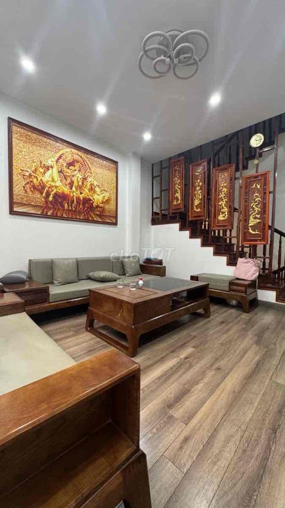 Rất Hiếm, lô góc Tây Sơn, 2 thoáng, dân xây, 30m ra oto, ngõ thông KD