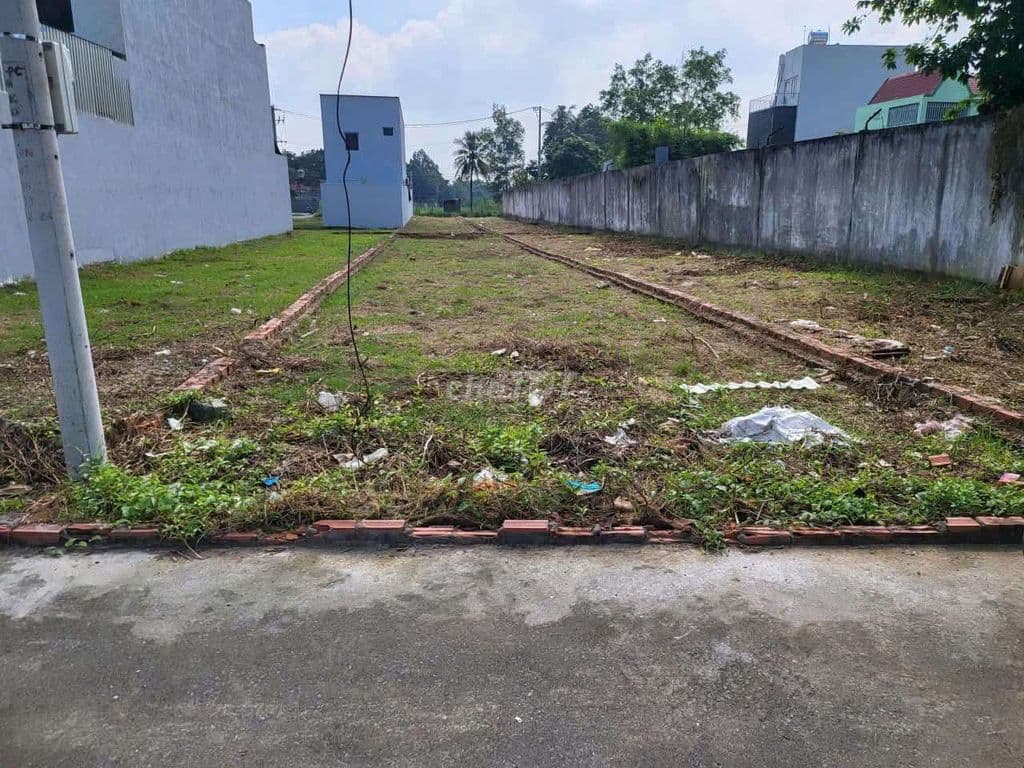 bán đất vườn 600m2 - lên thổ ngay tỉnh lộ 7 - Củ Chi