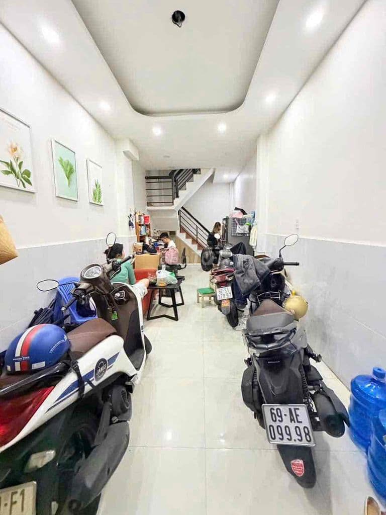 BÁN NHÀ 4 TẦNG HẺM XE HƠI CƯ XÁ ĐÔ THÀNH Q3. GIÁ: 6.8 TỶ TL - Ảnh 3