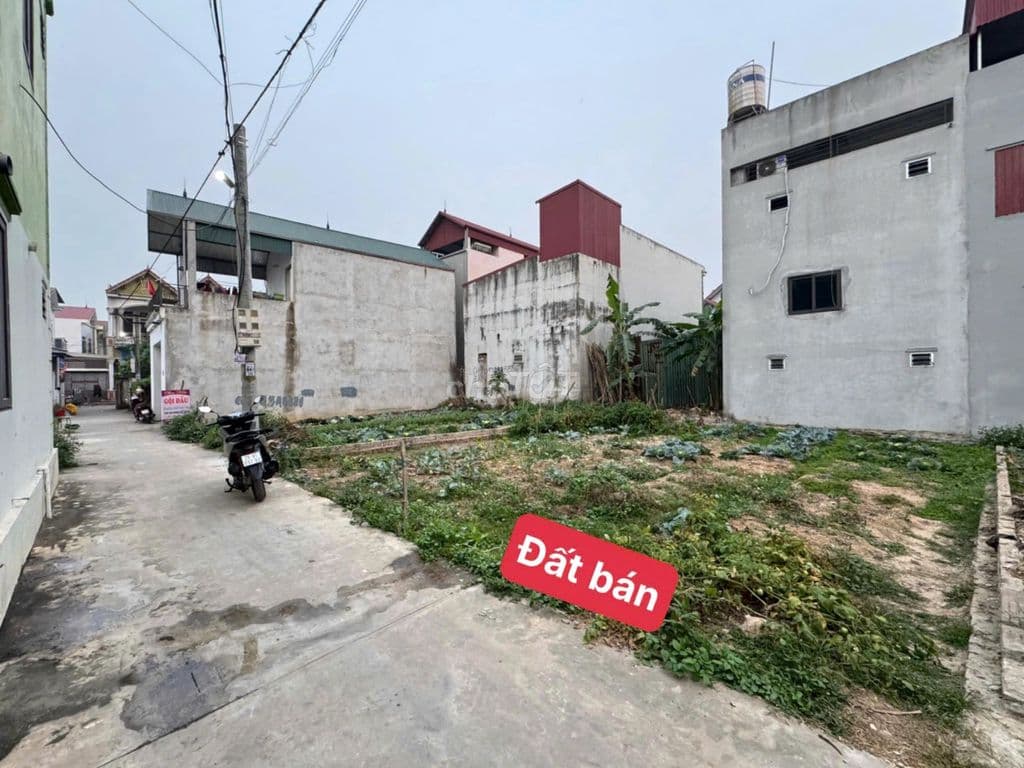 3.2 tỷ 108m Hương Đình, Sóc Sơn Mặt Tiền 9m,giá xungquanh toàn hơn 4ty