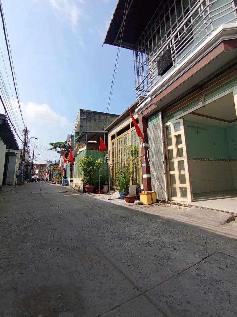 Bán nhà 1/ ngắn gần trung tâm chợ vĩnh lộc DT:4m*9m 1T+ lầu 2pn,2w - Ảnh 2