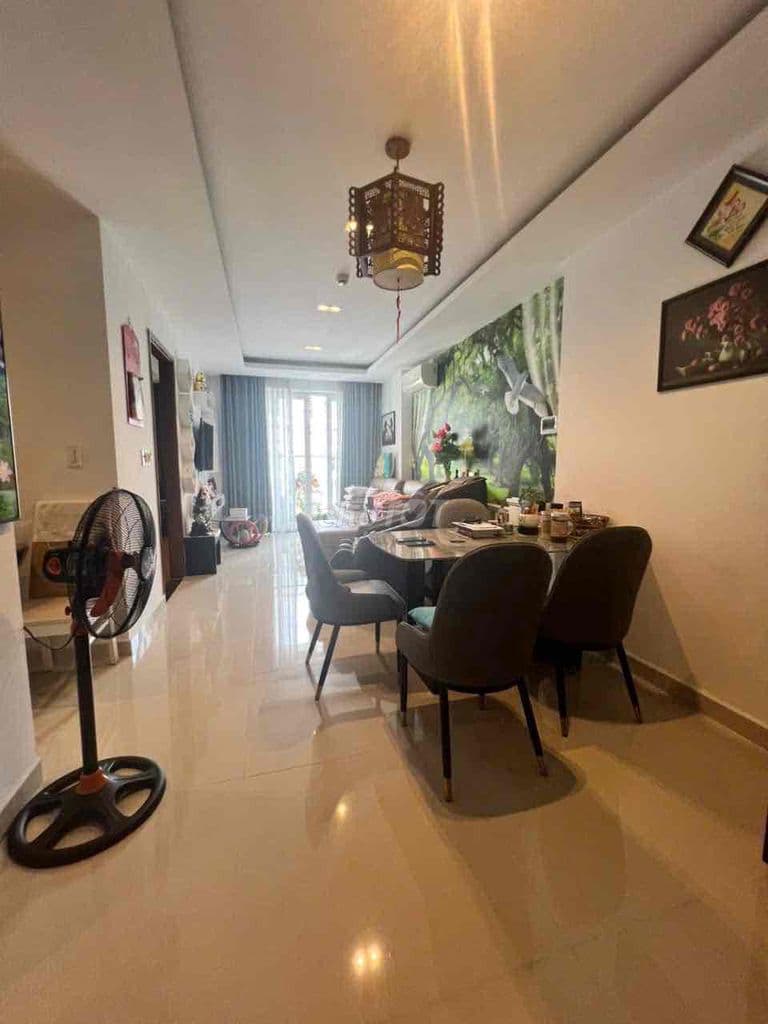 Bán căn hộ Sky Center Tân Bình 2PN 2WC tặng nội thất cao cấp