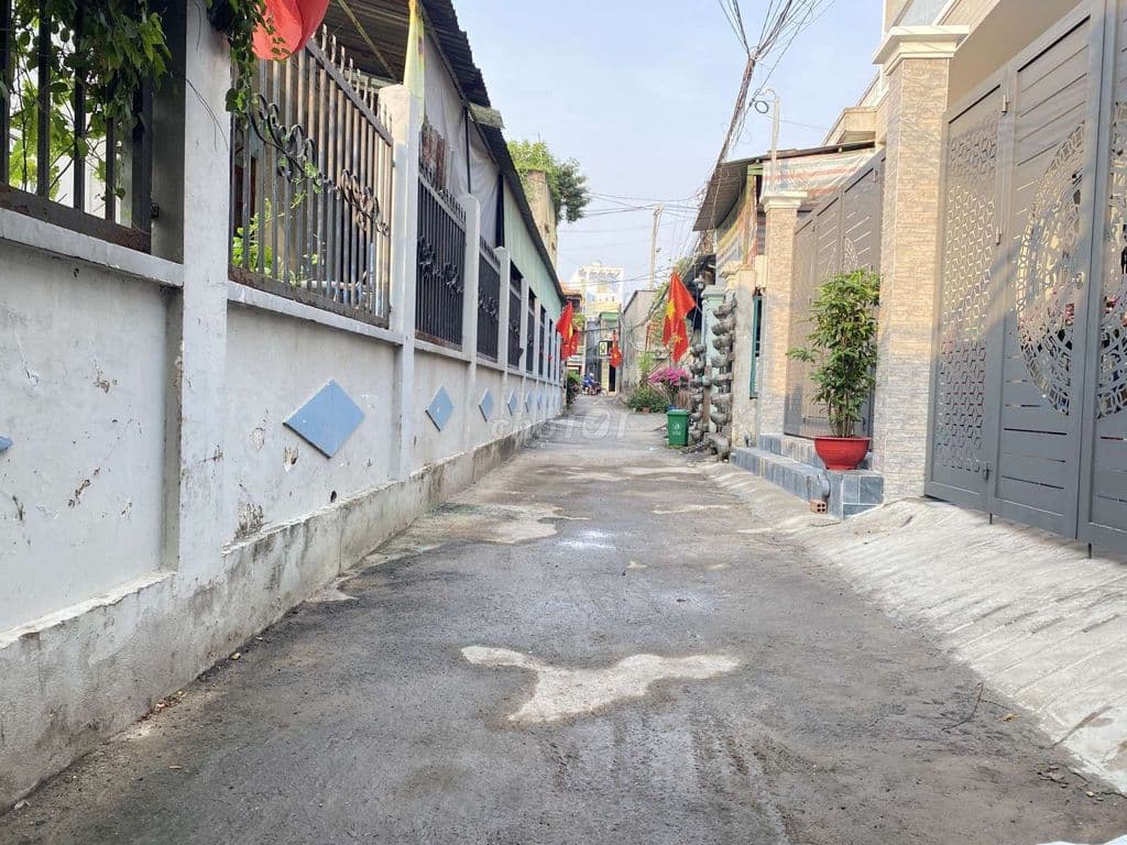 NHÀ LINH XUÂN THỦ ĐỨC TPHCM_ 2 TẦNG_ 53 M²_ HẺM XE HƠI_ CHỈ 3,55 TỶ. - Ảnh 2