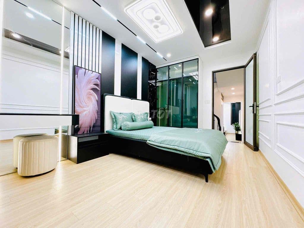 Cực phẩm! Bán nhà Ba Đình, gần oto,ngõ 3 gác thông, sân xe riêng, mới - Ảnh 3