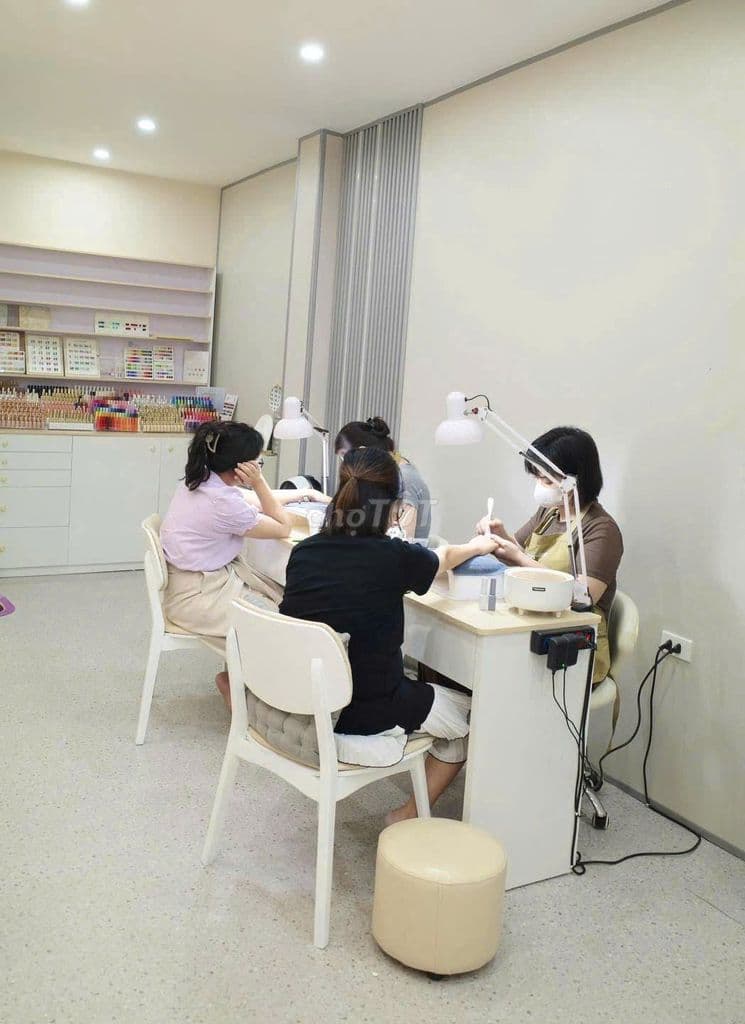 Sang nhượng tiệm nail, mi mặt phố Hàng Chuối, Hai Bà Trưng, HN - Ảnh 3