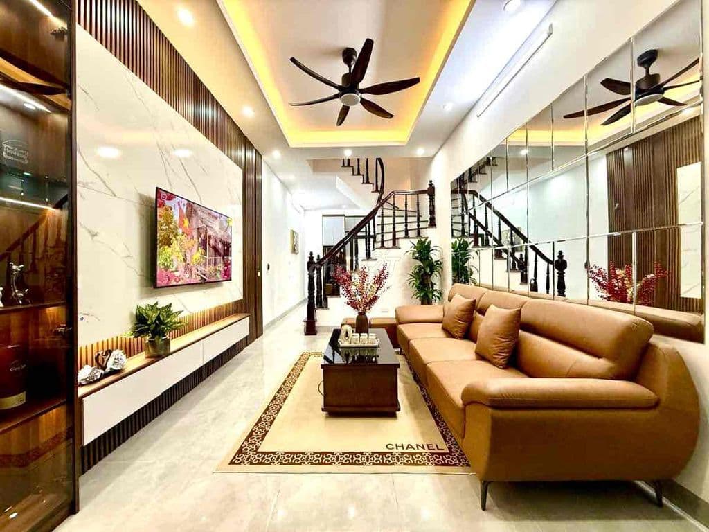 Thái Thịnh, 20m ra phố, ngõ thông kinh doanh, nhà mới, full đồ, 42m2