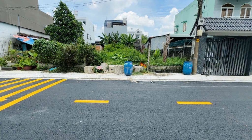 Đất Full Thổ 250m2 Sát Bên B.Viện Đa Khoa Khu Vực Củ Chi 1 tỷ 3 triệu