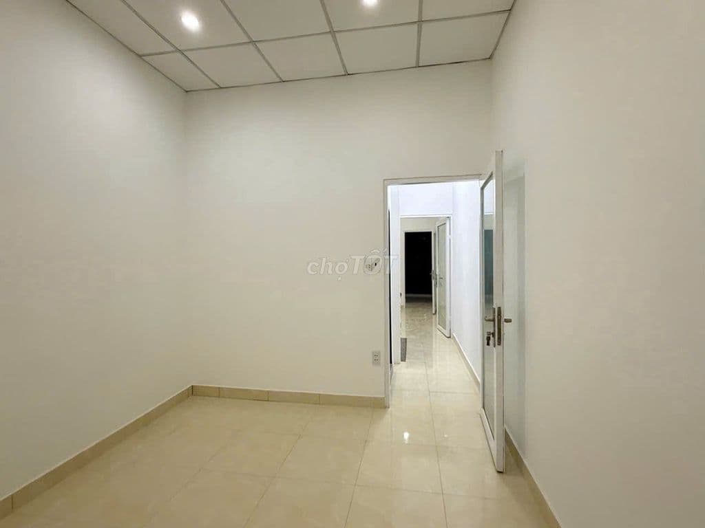 NHÀ 2 TẦNG NGAY LÊ VĂN VIỆT – ĐỐI DIỆN VINCOM – SÁT GA METRO THỦ ĐỨC