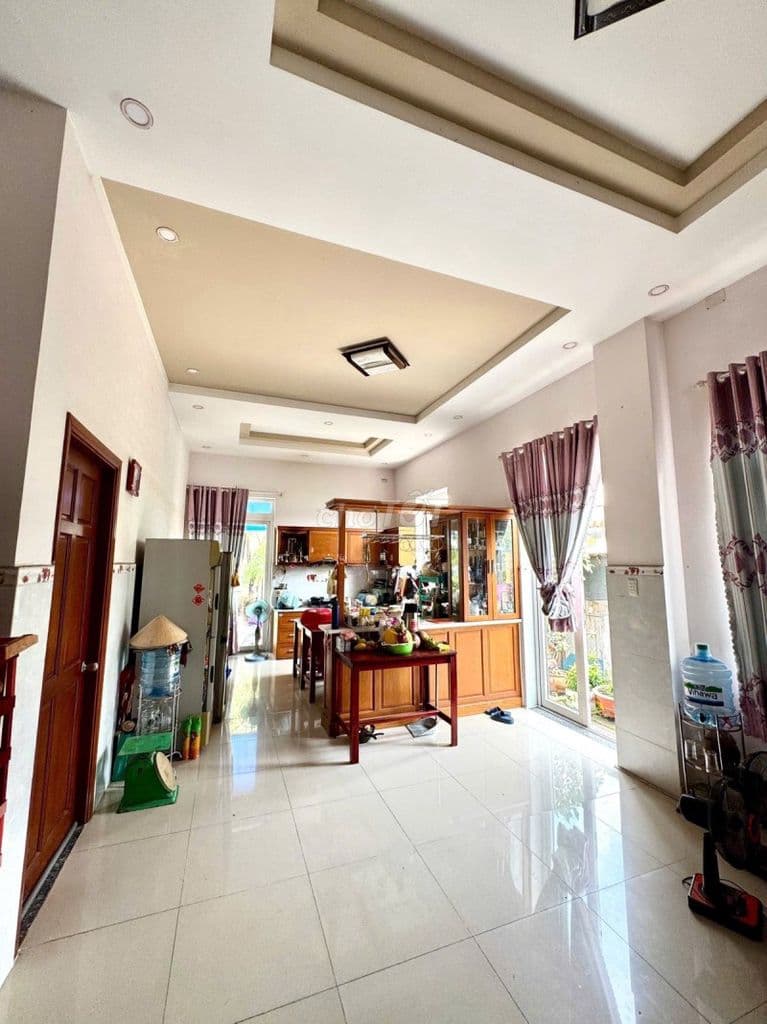 GẤP BÁN GIẢM 3 TỶ - BIỆT THỰ NGAY LÒ LU – 550M² (10×50M) x 2T - Ảnh 2