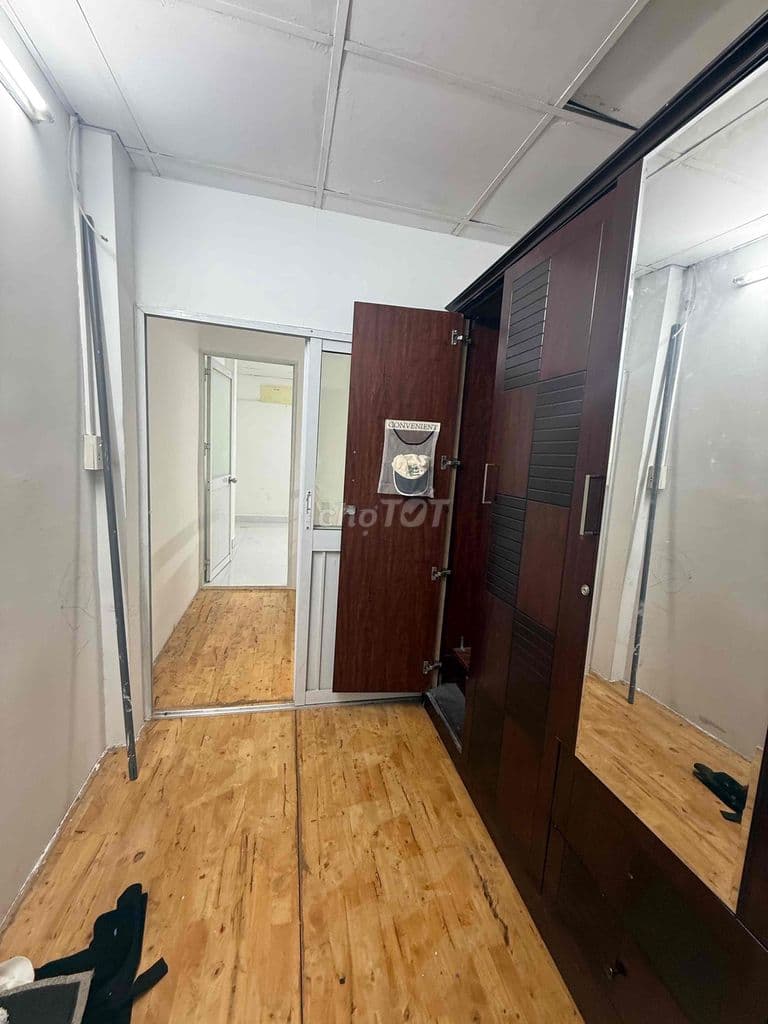 BÁN NHÀ NHỈNH 2 TỶ SỔ HỒNG RIÊNG- HẺM XE HƠI GẦN EMART GÒ VẤP - Ảnh 3