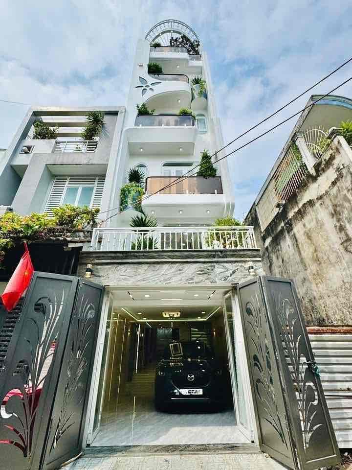 Nhà thiết kế hiện đại - Sang trọng : Gara - Thang máy- Xông hơi...!!!