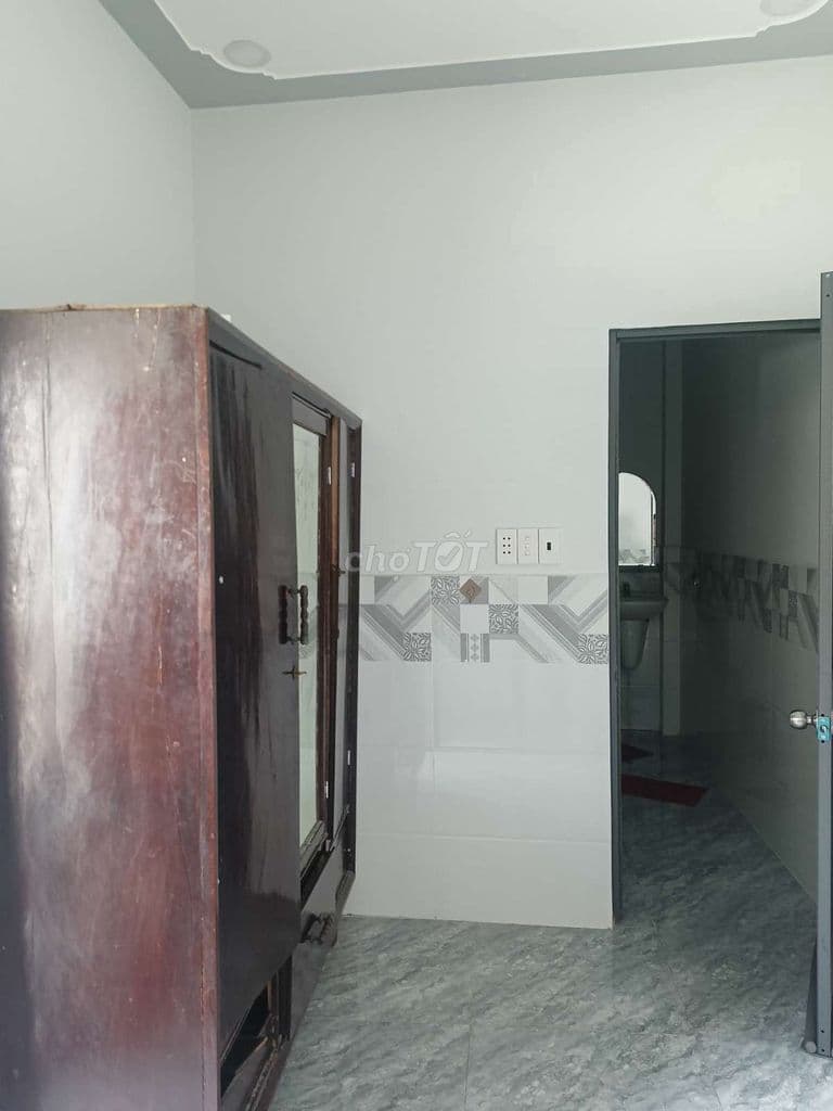 SÁT BÊN CHUNG CƯ HUỲNH VĂN CHÍNH - NHÀ NHỎ CÔNG NĂNG - Ảnh 2