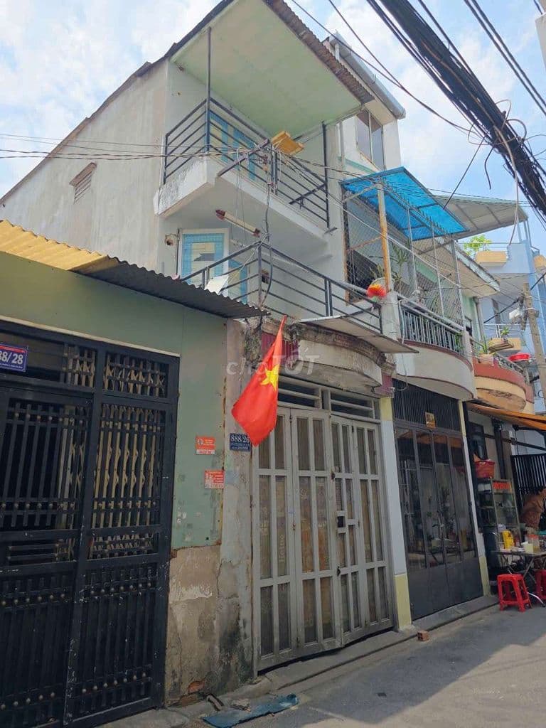 NHÀ 3 TẦNG LẠC LONG QUÂN P8 TÂN BÌNH GIÁ 4 TỶ 350 GẦN CHỢ TÂN BÌNH - Ảnh 2