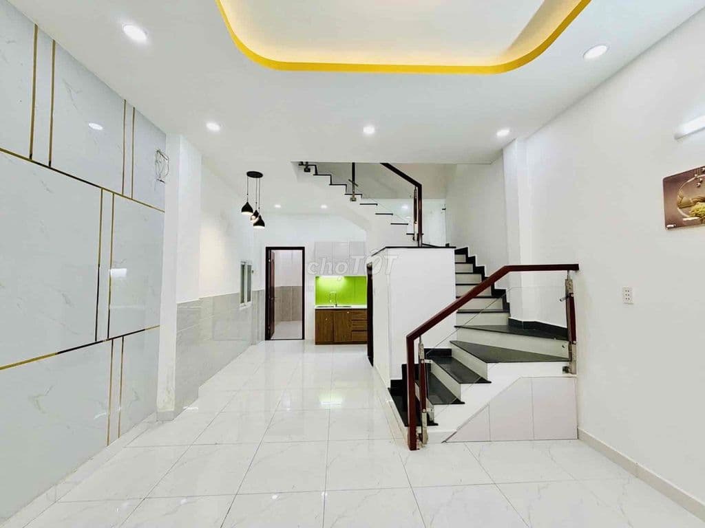 BẾN XE MIỀN ĐÔNG - DTTT GẦN 60m2, 3PN, Có Sân Vườn, XVNT, Hơn 6đ xíu