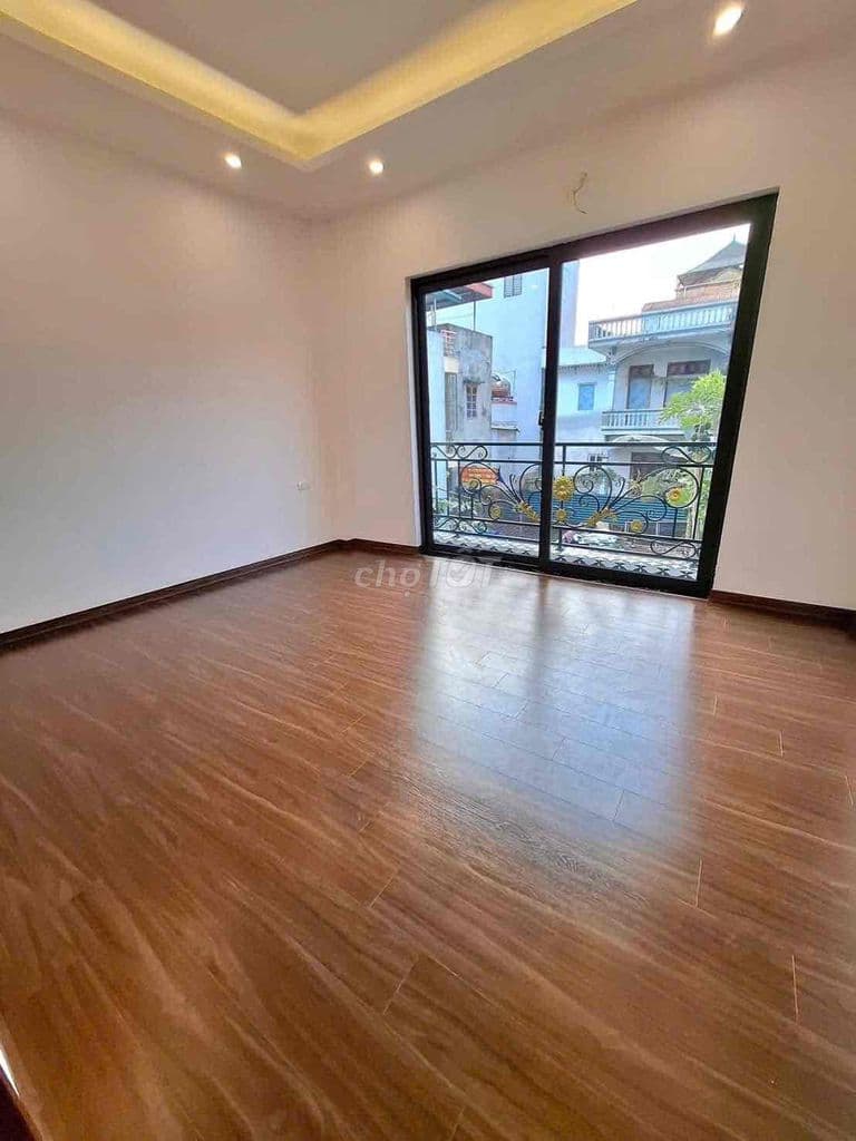 Bán Nhà Gần Sân Bóng Bằng B- Hoàng Liệt 35m 5Tầng 6,1 Tỷ - Ảnh 2