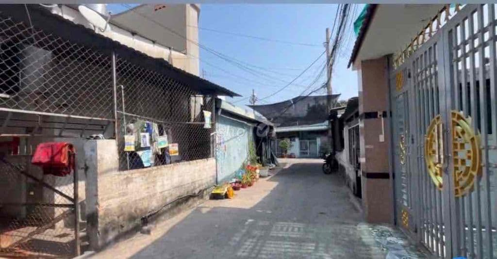 GIÁ CÒN BỚT- NHÀ BÀ ĐIỂM TRỆT GÁC SUỐT - PHÙ HỢP Ở BUÔN BÁN TẠP HOÁ - Ảnh 2