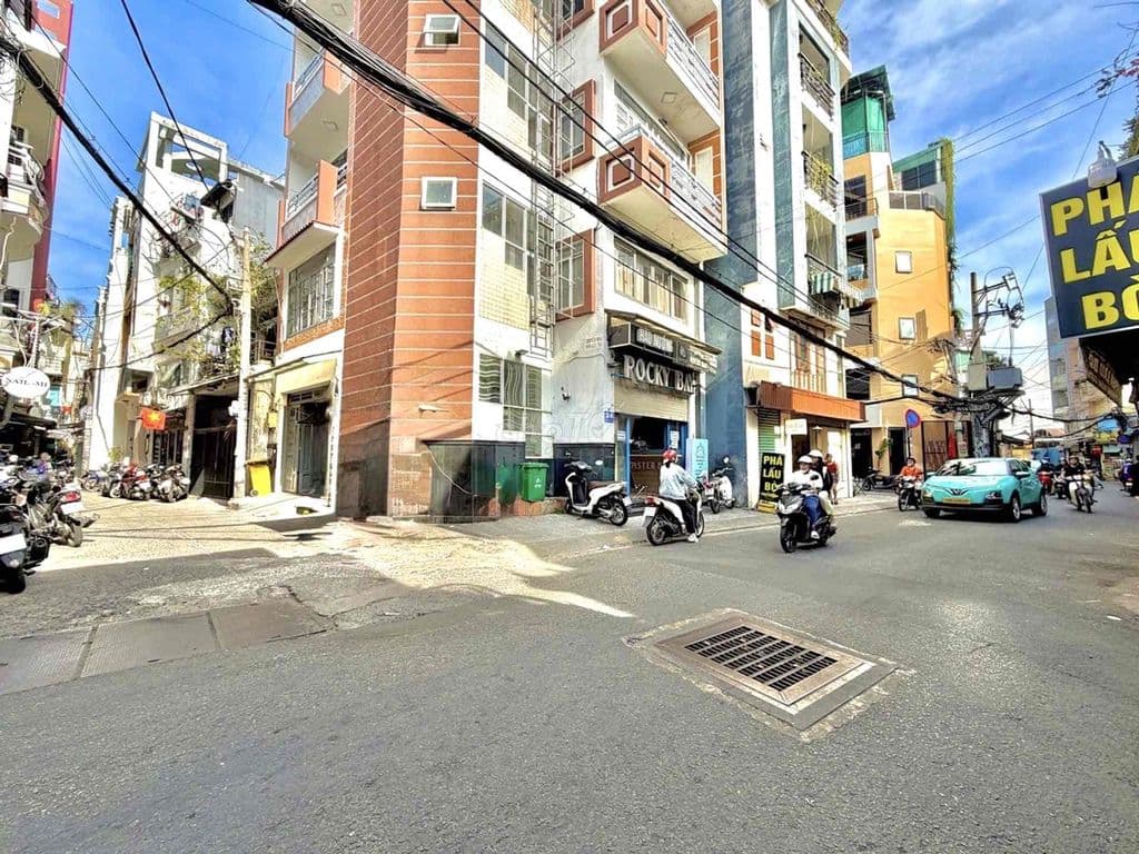 Giảm 300tr, Phan Xích Long, Phùng Văn Cung, 4 Tầng(4PN), SD: 120m2,