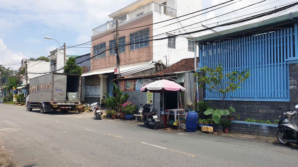 HOT- Bán gấp nhà 9.5x35, đổ lửng, đường 10m, gần chợ Xuân Thới Thượng - Ảnh 3