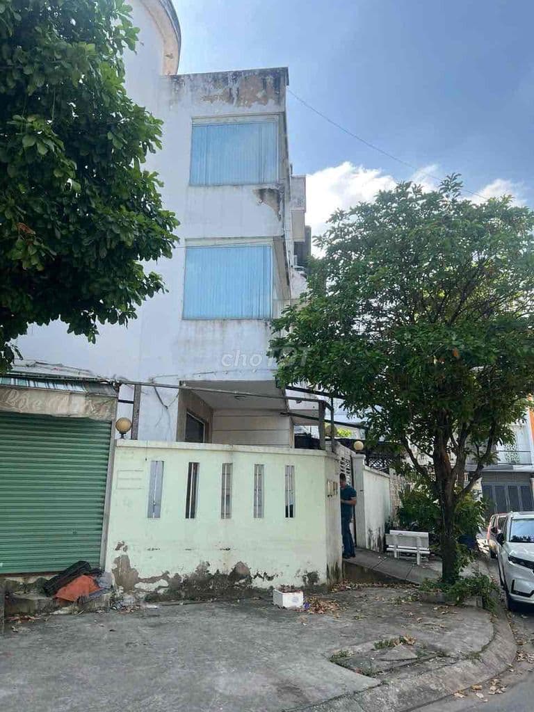 Nhà hot 2 Mt số 3 và số 5 khu Thành 10.5x15.2m 3 tấm giá 13.5tỷ