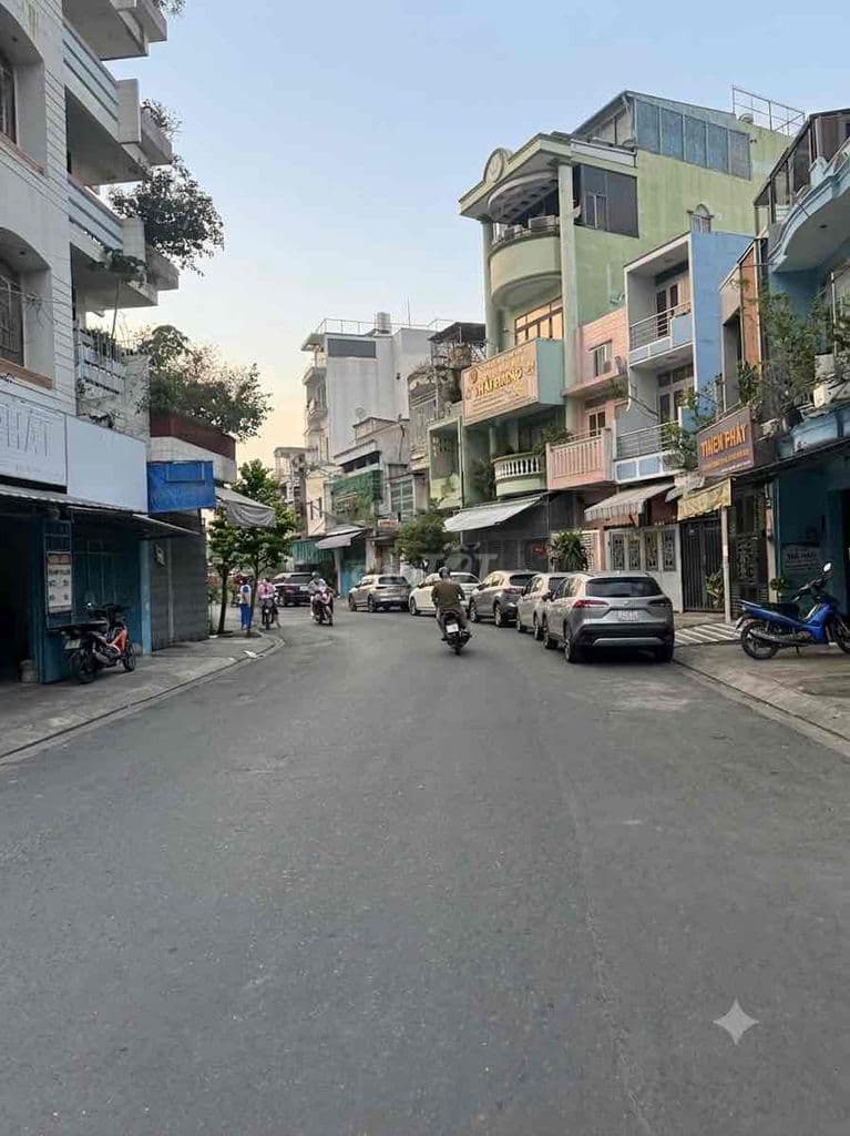 6PN NHÀ ĐẸP TÔN THẤT HIỆP Q.11 - Ô TÔ THÔNG LÊ ĐẠI HÀNH SÁT MẶT TIỀN . - Ảnh 2